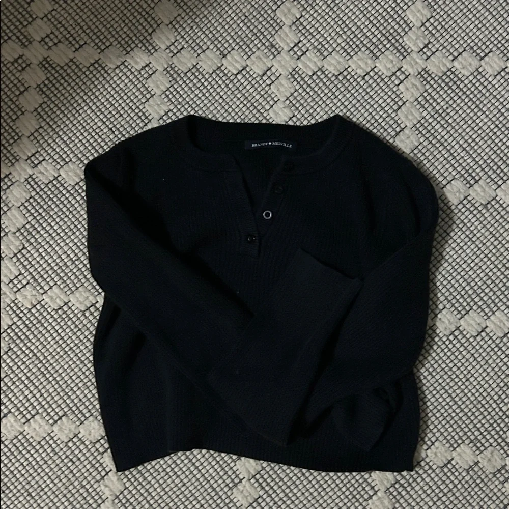 🔥Brandy Melville Cropped Sweater S - Picture 1 of 3